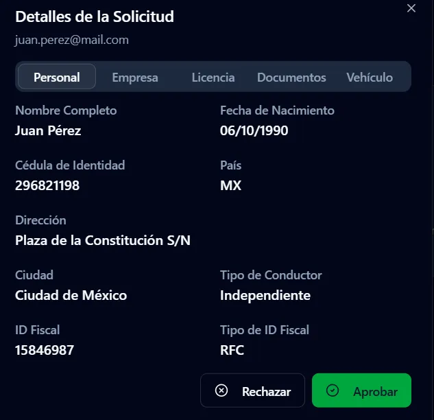 Alta de conductores: revisión de datos personales, licencia y aprobación por operador.